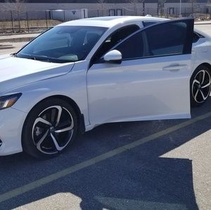 Meet your Posher, Henry